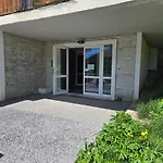Spacious Modern Duplex Sunny View & Hikes D52 아파트