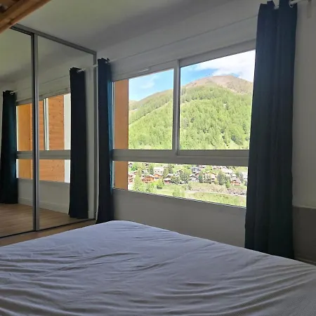 Spacious Modern Duplex Sunny View & Hikes D52 * Allos