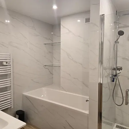 Spacious Modern Duplex Sunny View & Hikes D52 Allos