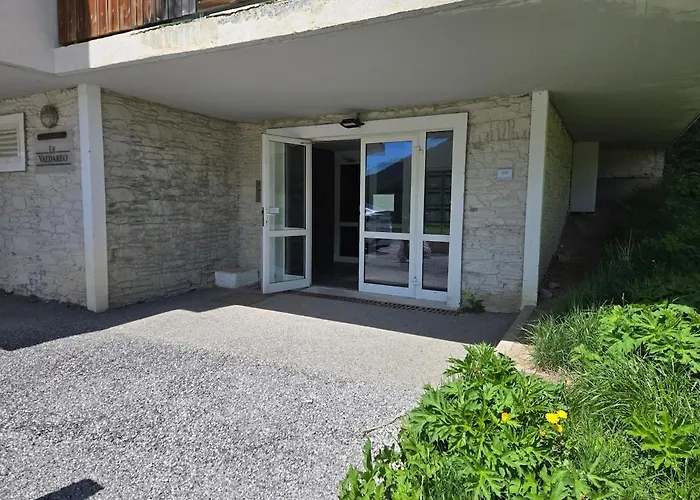 Spacious Modern Duplex Sunny View & Hikes D52 Appartement