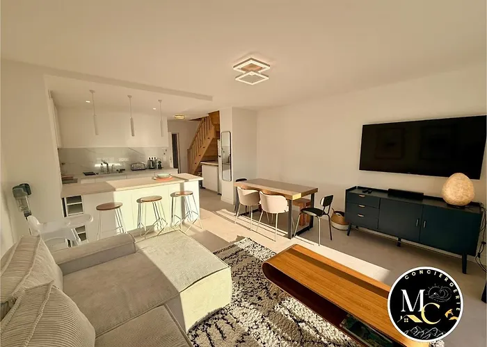 Spacious Modern Duplex Sunny View & Hikes D52 * Allos