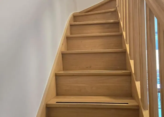 Spacious Modern Duplex Sunny View & Hikes D52 Appartement